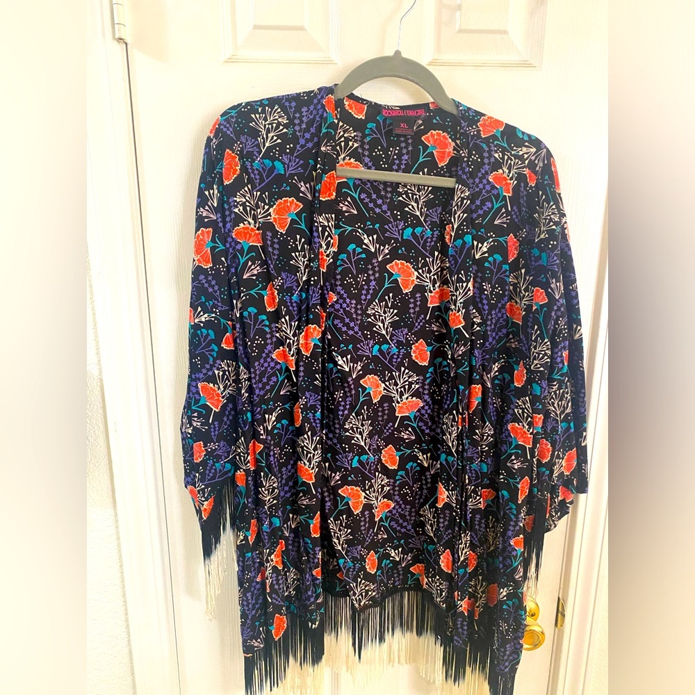 Floral fringe kimono